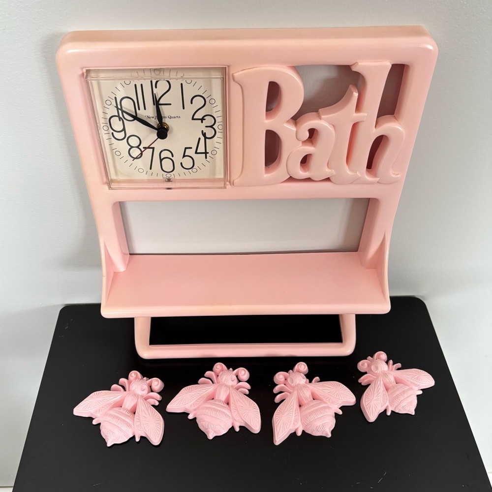 Vtg Burwood Products Pink “Bath” Clock Shelf Towel Bar  + 4 Bees Wall Decor 70s